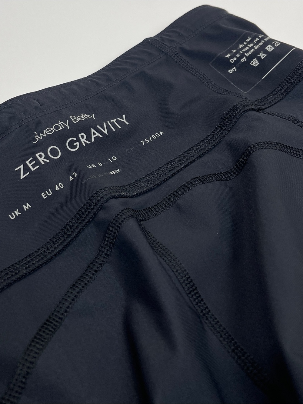 Sweaty Betty Zero Gravity 6” Running Shorts - Picture 9 of 11